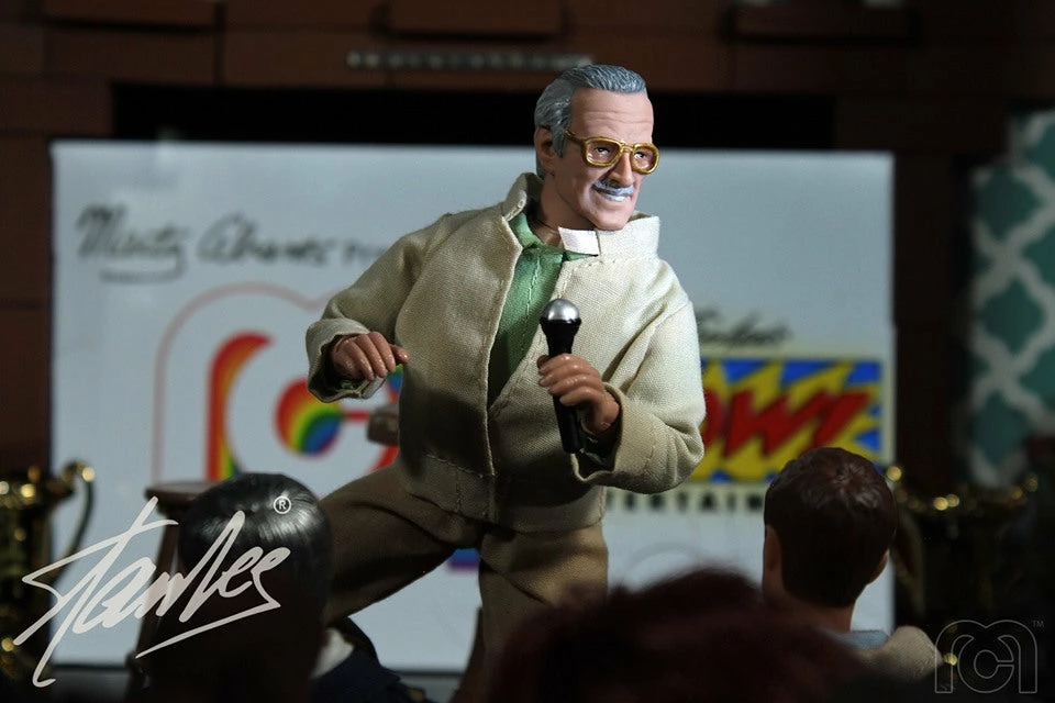 Mego Legends Wave 8 - Stan Lee 8" Action Figure All Mego Mego Legends Wave 8 - Stan Lee 8" Action Figure All Mego