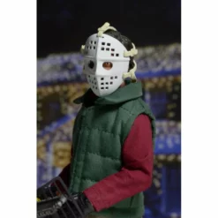 NECA - Christmas Vacation - Chainsaw Clark 8