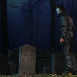 NECA - HALLOWEEN (2018) - Ultimate Michael Myers 7