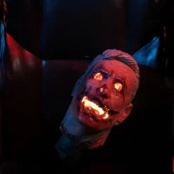 NECA - HALLOWEEN (2018) - Ultimate Michael Myers 7