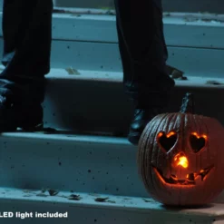 NECA - HALLOWEEN (2018) - Ultimate Michael Myers 7