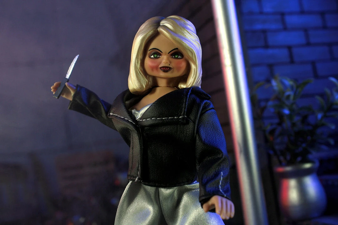 Damaged Package Mego Horror Wave 14 - Bride Of Chucky 8" Action Figure Damaged Package Mego Horror Wave 14 - Bride Of Chucky 8" Action Figure