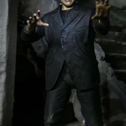 NECA - Universal Monsters - Ultimate Frankenstein's Monster (Color) 7