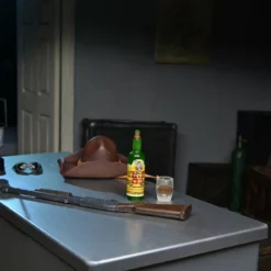 NECA - The Thing - Ultimate MacReady (Outpost 31) 7