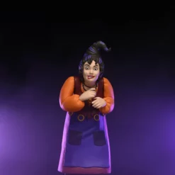 NECA - Toony Terrors Mary Sanderson (Hocus Pocus) 6" Action Figure (Pre-Order Ships October) 6 NECA - Toony Terrors Mary Sanderson (Hocus Pocus) 6