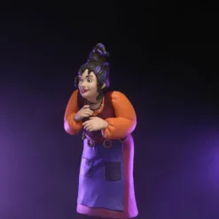 NECA - Toony Terrors Mary Sanderson (Hocus Pocus) 6" Action Figure (Pre-Order Ships October) 7 NECA - Toony Terrors Mary Sanderson (Hocus Pocus) 6