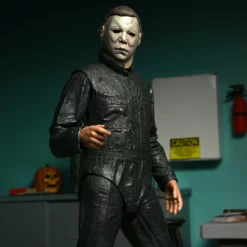 NECA - Halloween 2 - Ultimate Michael Myers & Dr. Loomis (2-Pack) 7