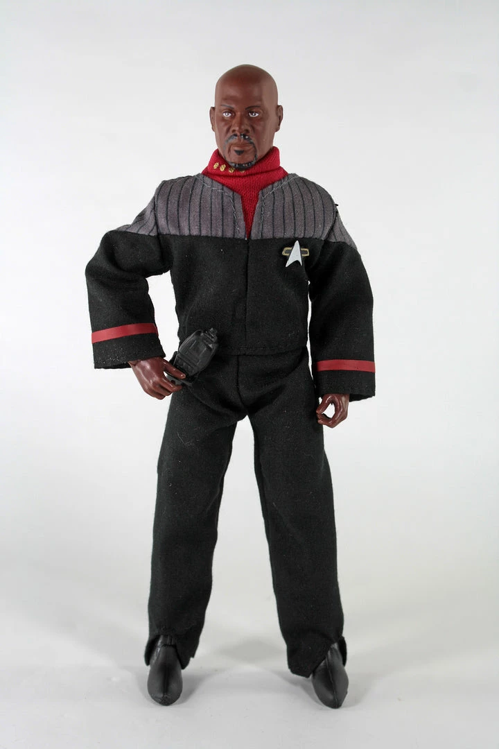 Mego Star Trek Wave 15 - Captain Sisko (Variant) 8" Action Figure Mego Star Trek Wave 15 - Captain Sisko (Variant) 8" Action Figure