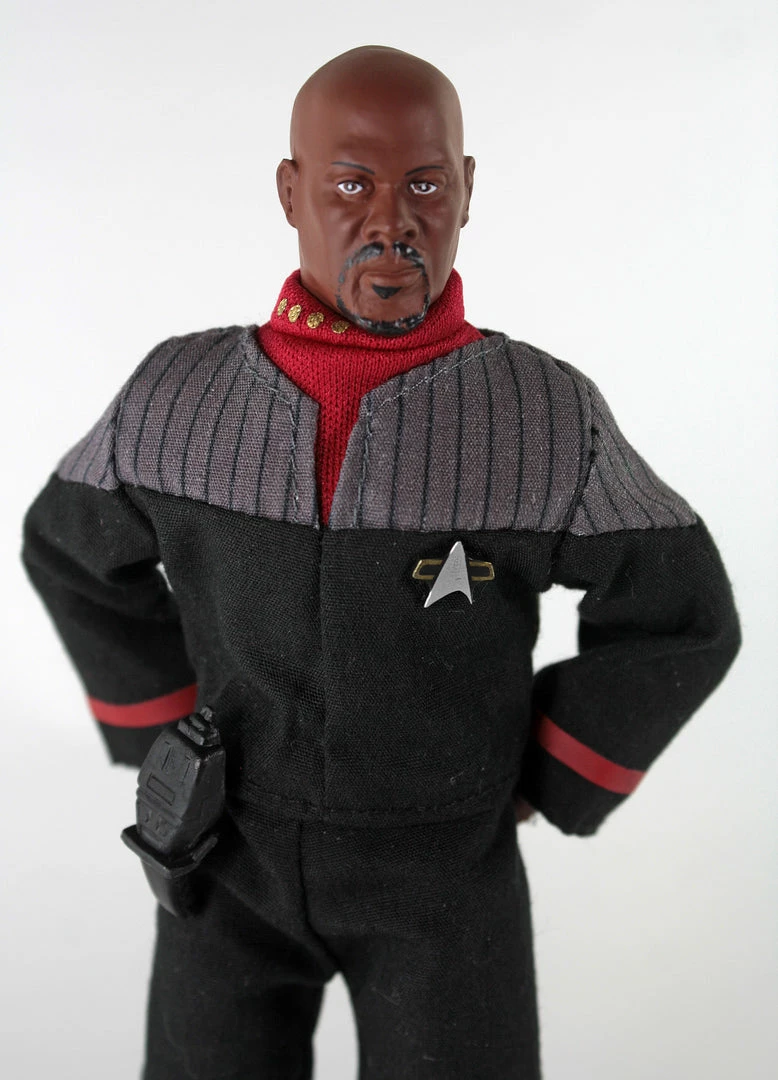 Mego Star Trek Wave 15 - Captain Sisko (Variant) 8" Action Figure Mego Star Trek Wave 15 - Captain Sisko (Variant) 8" Action Figure
