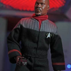 Mego Star Trek Wave 15 - Captain Sisko (Variant) 8" Action Figure 20 Mego Star Trek Wave 15 - Captain Sisko (Variant) 8