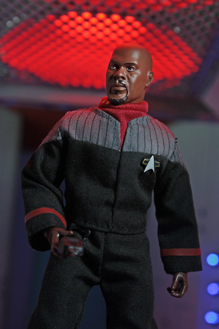 Mego Star Trek Wave 15 - Captain Sisko (Variant) 8" Action Figure Mego Star Trek Wave 15 - Captain Sisko (Variant) 8" Action Figure