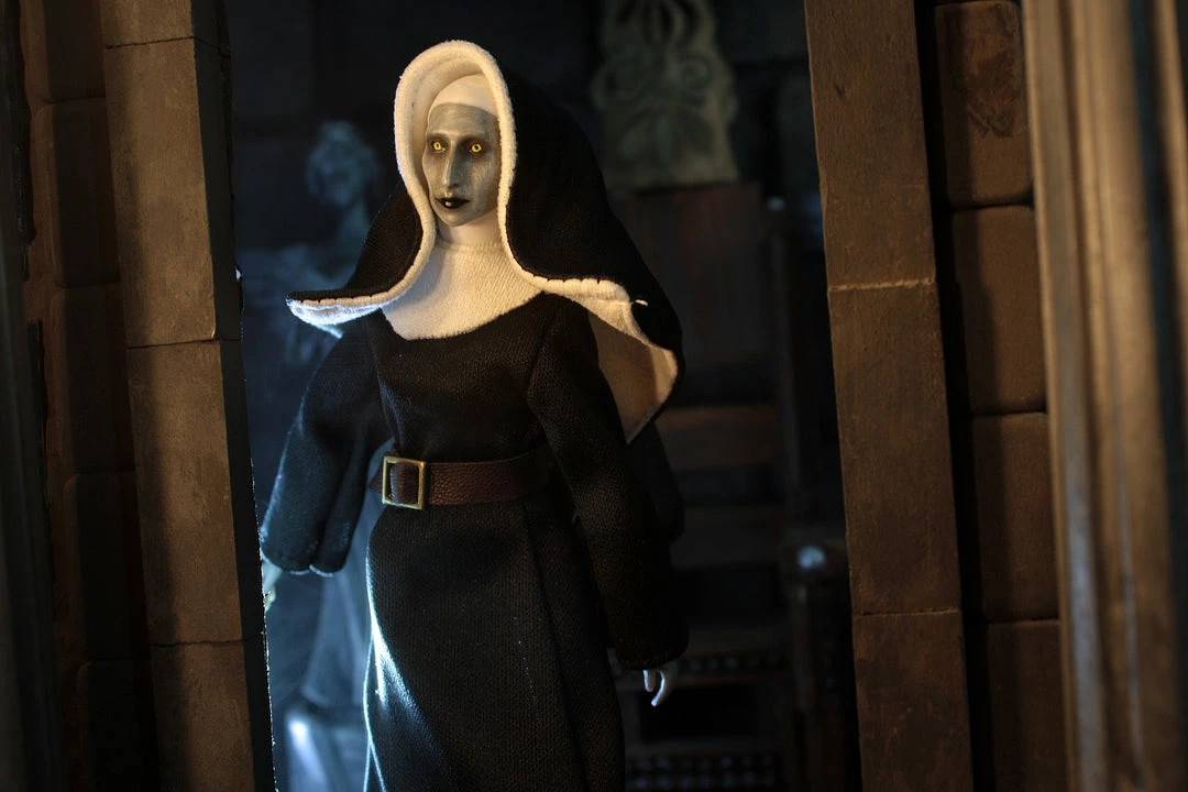 Mego Horror Wave 14 - The Nun (Window Box) 8" Action Figure Mego Horror Wave 14 - The Nun (Window Box) 8" Action Figure