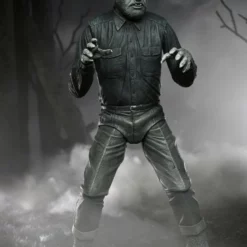 NECA - Universal Monsters - Ultimate Wolf Man (B&W) 7" Action Figure 6 NECA - Universal Monsters - Ultimate Wolf Man (B&W) 7