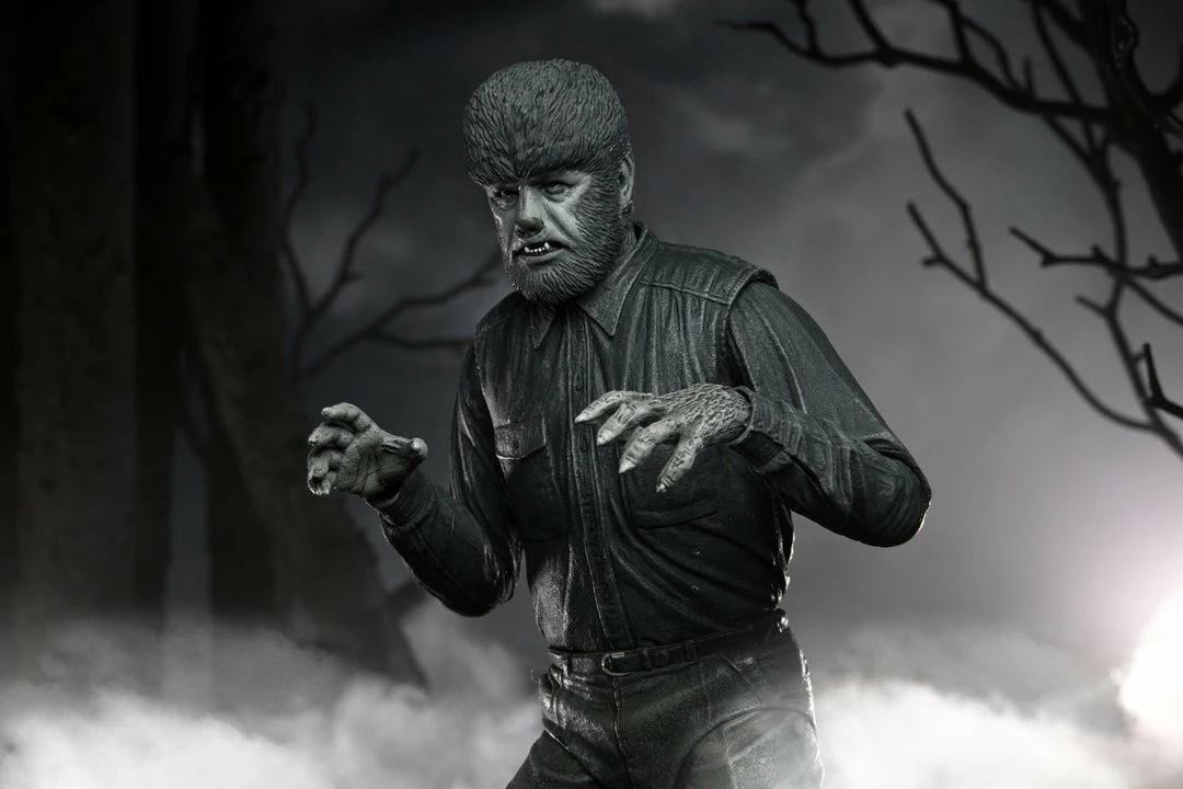 NECA - Universal Monsters - Ultimate Wolf Man (B&W) 7" Action Figure NECA - Universal Monsters - Ultimate Wolf Man (B&W) 7" Action Figure