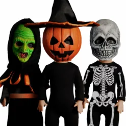 Mezco Toyz LDD Presents Halloween III: Season Of The Witch Trick-or-Treaters Boxed Set (Pre-Order Ships August 2022) Mego