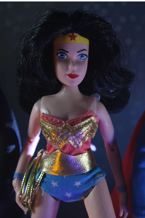Mego DC Wave 9 - Wonder Woman 8" Action Figure Mego DC Wave 9 - Wonder Woman 8" Action Figure